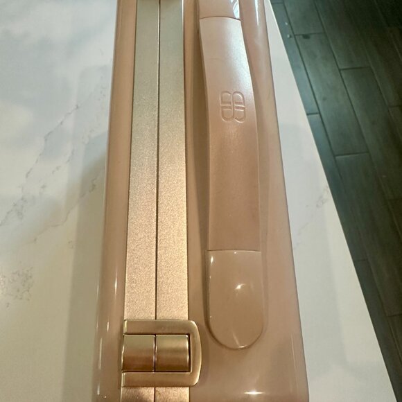 Beautifect Box Nude ...Like NEW, used once.  Gorgeous light pink color - Picture 3 of 10